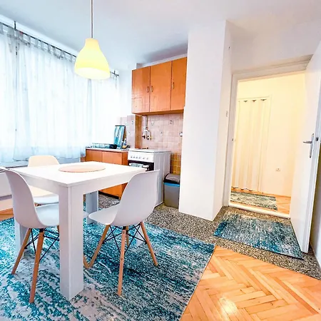 Apartment Tango Center *