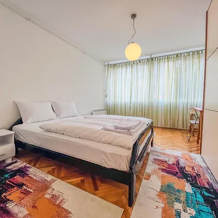 Apartment Tango Center *